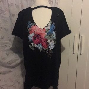 Torrid distressed cut out tee with flowers